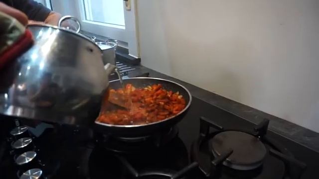 Новый вкусный рецепт шашлыка на мангале от Жоржа смотреть онлайн