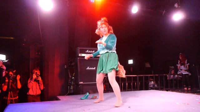 1 52 Edge Элвин и Бурундуки 2, Элеонора смотреть онлайн