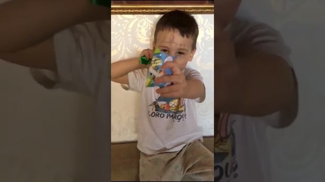 Нарисовал на полу смотреть онлайн
