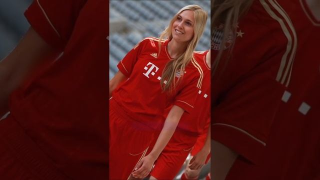 ❤️ ТОП ЛУЧШИХ форм БАВАРИИ от @etomediafootballbro #мячlab #формы #лучшиеформы #бавария смотреть онлайн