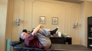 Два волшебных упражнения при грыже поясницы