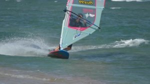 Как сделать глиссирующий фордевинд Step Jibe. Обучение виндсерфингу