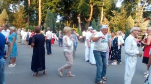 Харьков,танцы в парке Горького,«И замирает все вокруг»