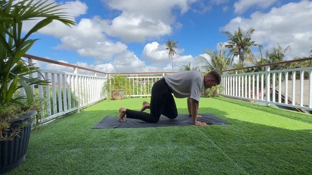 Утренняя йога в стиле FYSM на 25минут