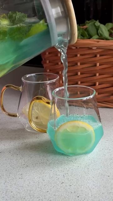 Три варианта домашнего лимонада