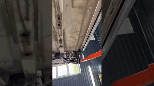 Штатный антикор Skoda Kodiak 1G. До мойки.