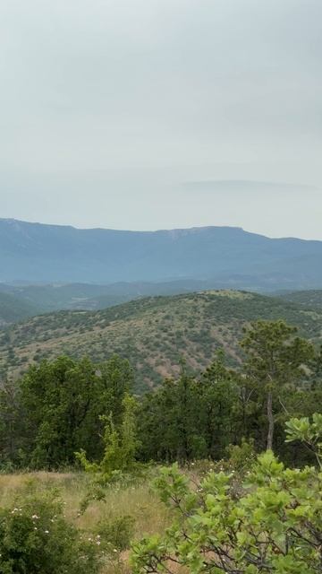 Красивый вид на поселок Рыбачье в Крыму #крым #рыбачье #рыбачьекрым смотреть онлайн