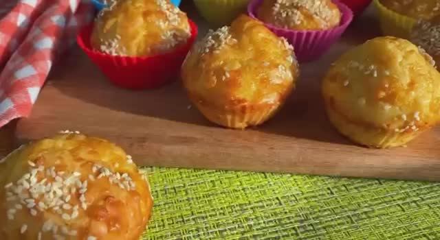 Сырные кексы