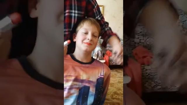 Как накрасить пацана