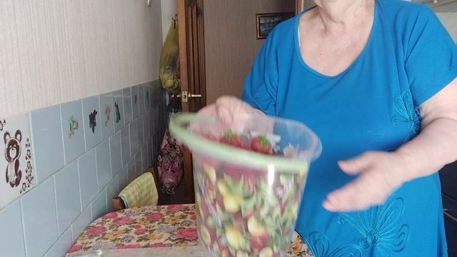 Рынок у дома моего / Что продают/ Цены смотреть онлайн