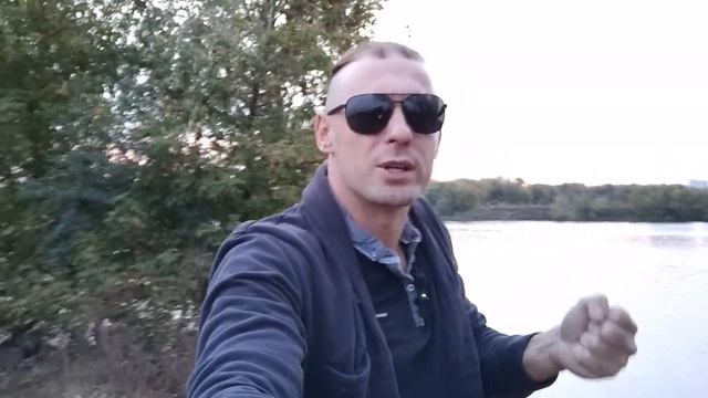 Жить на квартире у своей женщины, для мужчины это норм?