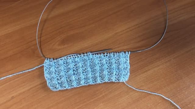 Рельефный узор спицами для ваших изделий смотреть онлайн