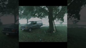 а на кухне суп мой стынет- в голове одно я тебя люблю .