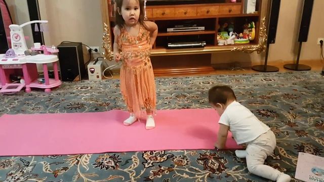 Джими джими ача ача Айлинка смотреть онлайн