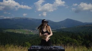 DJ NESSA – Live   Melodic House & Techno Mix @ Bukovel, September 2023, 4K