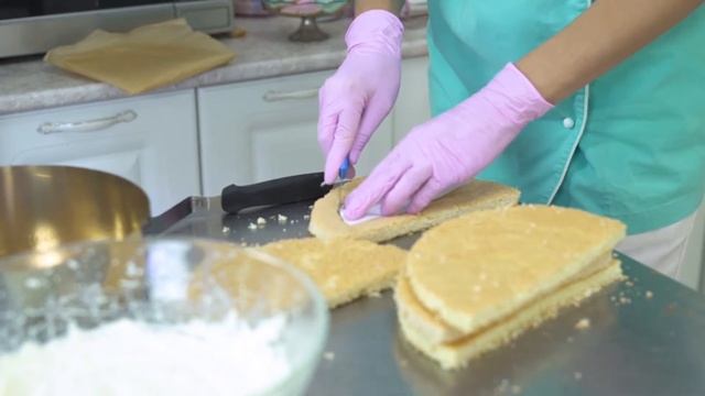 Рецепт бисквитного торта Радужный