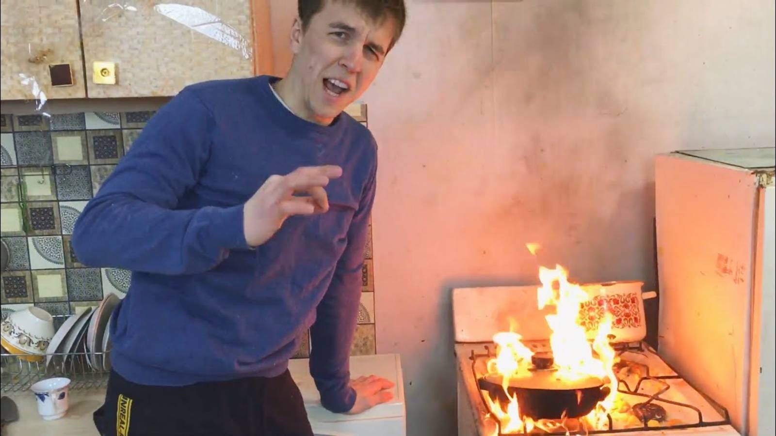 ПИРОЖКИ С КАРТОШКОЙ смотреть онлайн