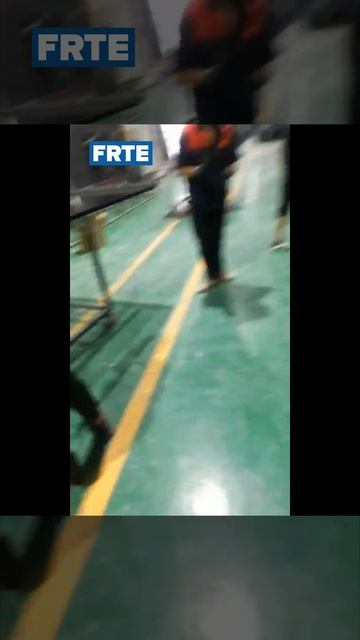 Пневматический двухкомпонентный дозатор клея BST03