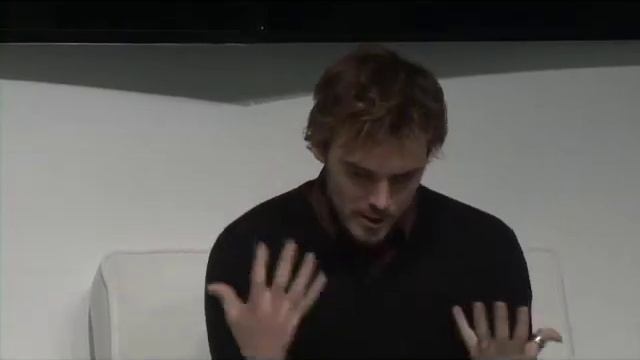 "Игрите на глада: Сойка-присмехулка, част I" - премиера смотреть онлайн