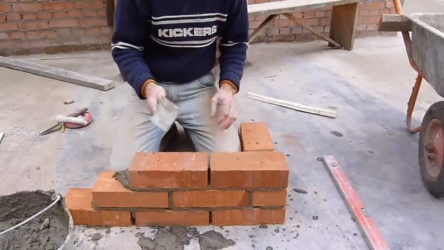 Как правильно класть КИРПИЧНЫЙ УГОЛ смотреть онлайн