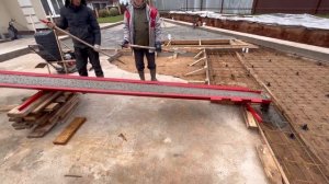 Желоб лоток для бетона