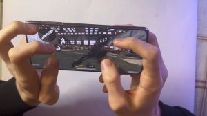 КАК ИГРАТЬ в 4 ПАЛЬЦА в CALL OF DUTY MOBILE. Лучшие настройки.