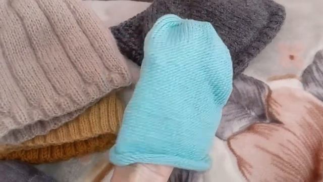 Готовые работы. Шапки спицами. За май2017, идея продаж!