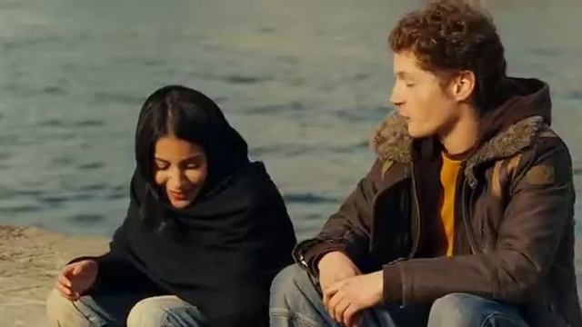 Набережна Сени (епізод - Париж, я люблю тебе)