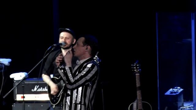 НАЙК БОРЗОВ. День рождения в будущем луны (0+) смотреть онлайн