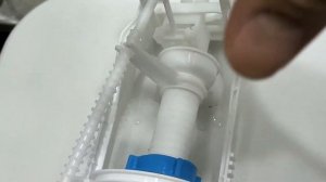 Как отрегулировать кнопку унитаза по высоте