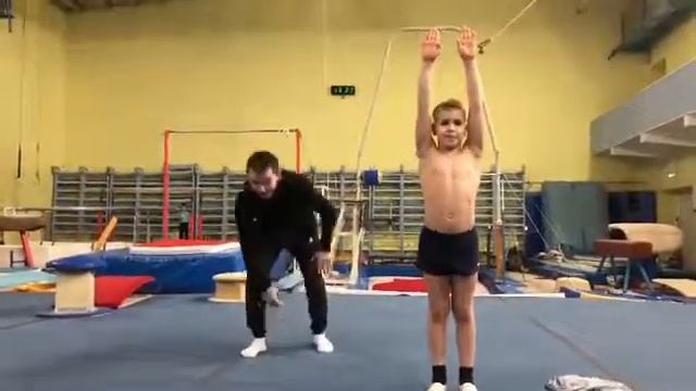 Как делать сальто на место