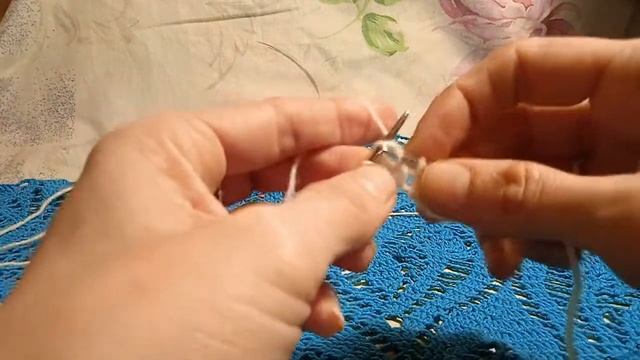 Легкий ажур  с вытянутыми петлями