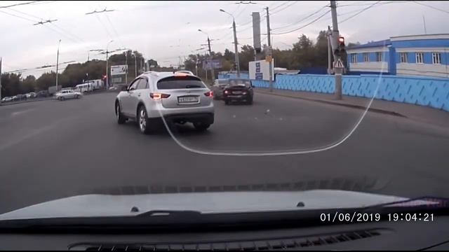 Новые Записи Дураки и дороги с Видеорегистратора за 08 06 2019 Видео № 9 смотреть онлайн
