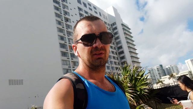 Привет с Miami beach. Гуляем по району. Что будет дальше? смотреть онлайн