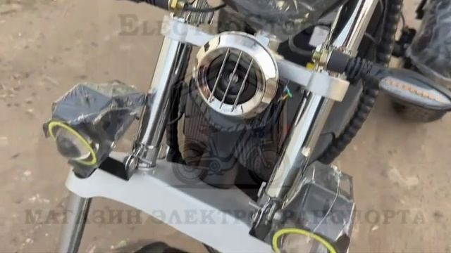 Краткий видеообзор электроскутера IKINGI M12 Pro Trike смотреть онлайн
