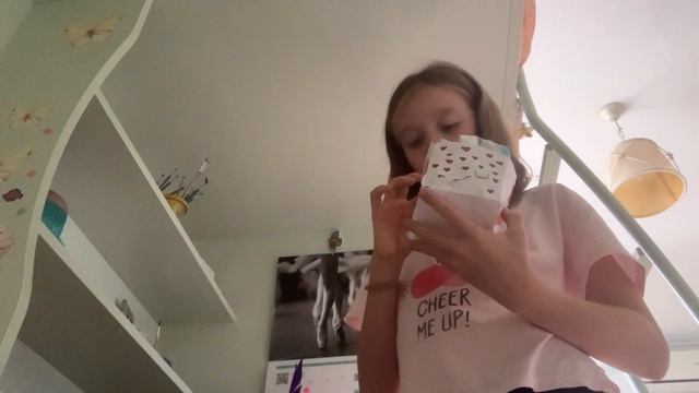 Разбираю тумбочку. смотреть онлайн