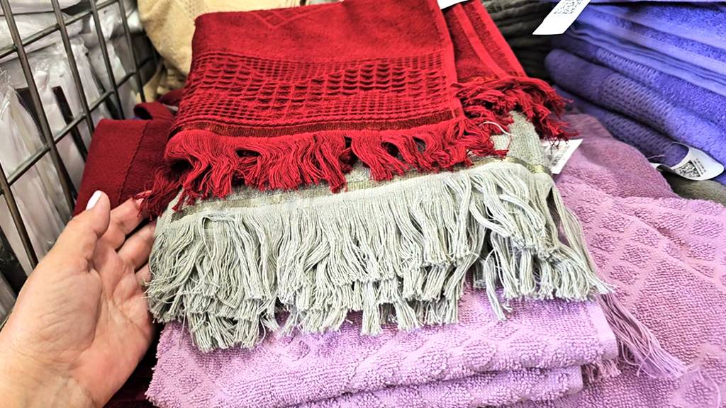 Светофор порадовал новинками. Большой завоз товара, низкие цены.Май 2025 смотреть онлайн