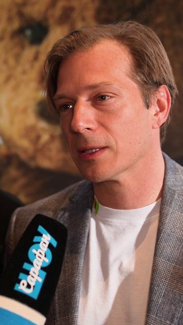 КАК ПРОВОДЯТ 9 МАЯ АКТЕРЫ И ЗРИТЕЛИ ФИЛЬМА "ГРУППА КРОВИ"?😲 #кино #9мая #праздник #шоу смотреть онлайн