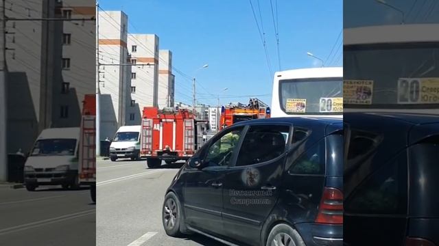 В Ставрополе маршрутка загорелась из-за проводки в моторном отсеке смотреть онлайн