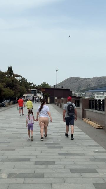 Набережная Судака в конце мая. Судак сегодня 2025 #судак #судаксегодня #судак2025 смотреть онлайн