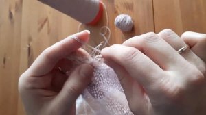 набор петель по краю полотна