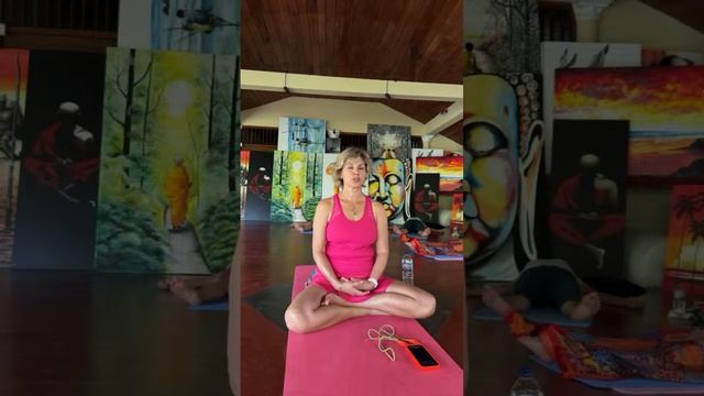 Шавасана на Йога ретрите на Шри Ланке Виктория Дарако? смотреть онлайн