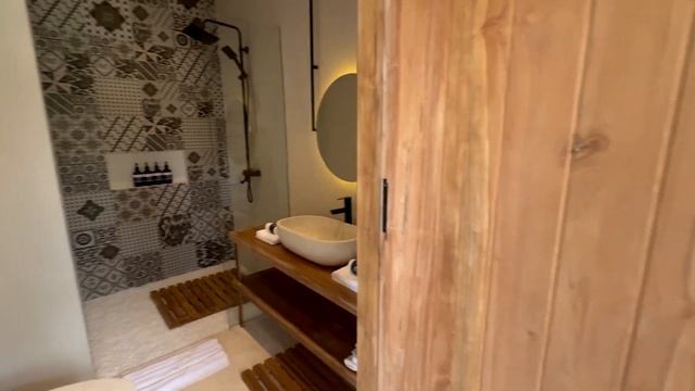 Бали. Однокомнатный апартамент с видом на рисовые пол?