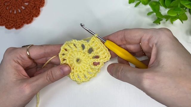 МК САЛФЕТКА КРЮЧКОМ ЗА 10 МИНУТ | МАЛЕНЬКАЯ САЛФЕТКА ДЛ? смотреть онлайн