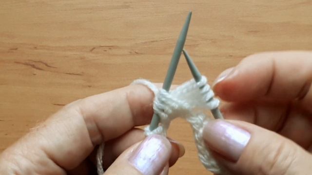 Красивый ажурный узор спицами для женских и детских летних изделий.