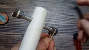 Мощная рогатка из трубы с курком из шпингалета