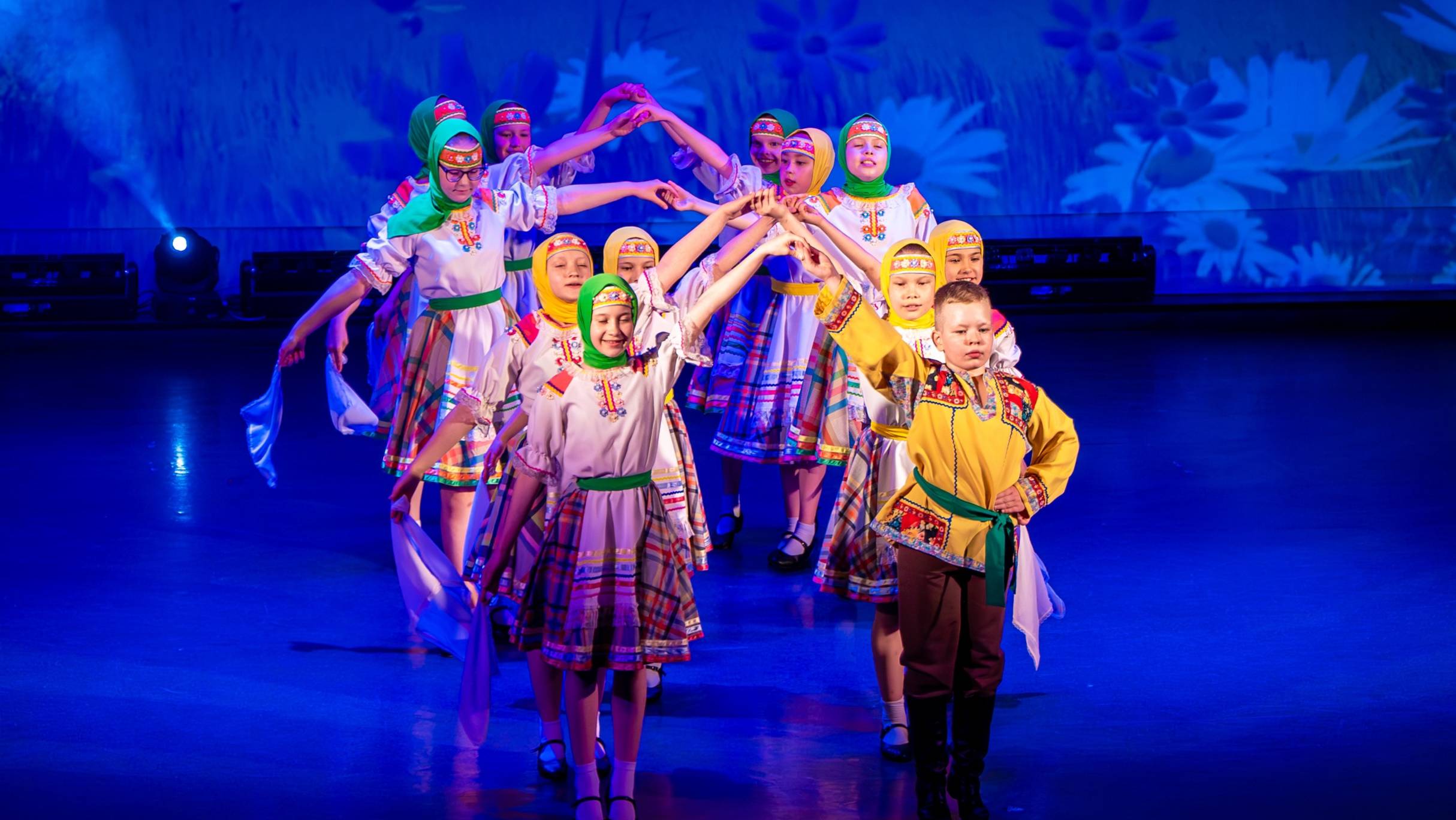 Танец "Матушка-земля" смотреть онлайн