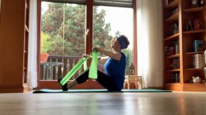 Пилатес. Упражнения с эластичной лентой для занятий д?