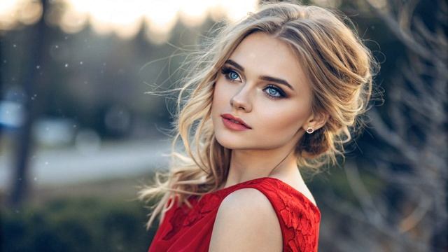 — Она отказалась от близости и заперлась в ванной. — Н