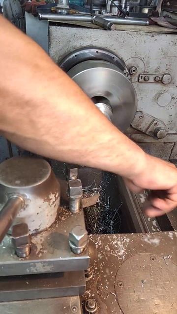 Как полировать отверстие втулки.Интересное решение #т смотреть онлайн